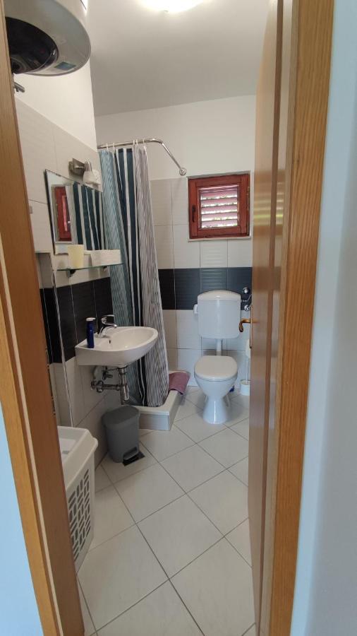 Rogoznica Seafront Apartment - Kalebova Luka Ngoại thất bức ảnh