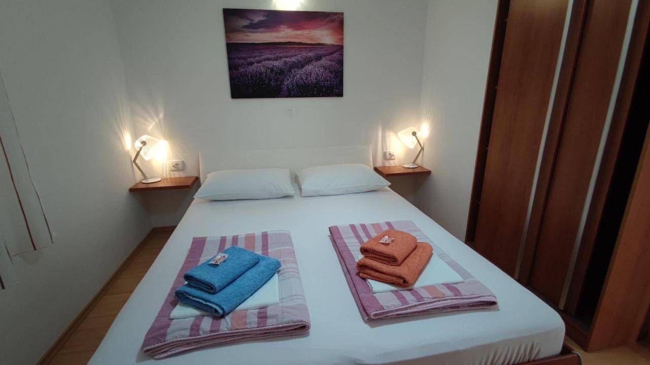 Rogoznica Seafront Apartment - Kalebova Luka Ngoại thất bức ảnh