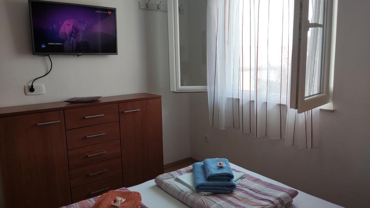Rogoznica Seafront Apartment - Kalebova Luka Ngoại thất bức ảnh